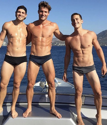 Speedo Friends Team Twink Tube 60ef5c965d47a.jpg