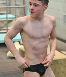 Gay Porn Speedo Guys 60f1c15e04b1d.jpg