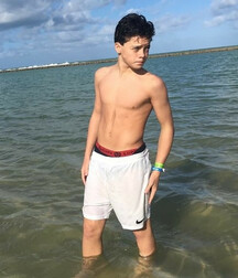 Sexy Shorts Twink Tube 60f74ca80fc35.jpg