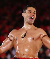 Oiled & Shirtless Olympian 60fc43ff04211.jpg