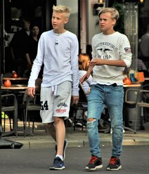 Sexy Jeans Twinks Tube handsome 61097aa65c987.jpg