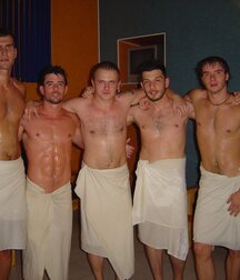 Sexy Towel Guys Gay Porn 61159cd758001.jpg
