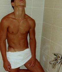 Sexy Towel Guys Gay Porn 61159d08bf6ca.jpg