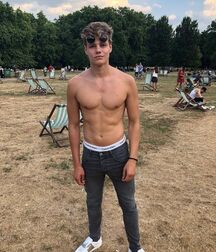 Sexy Jeans Twink Tube handsome bulge 611deaf8a475a.jpg