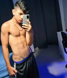 Sexy Shorts Guys Twink Tube 612f280cd3f1e.jpg