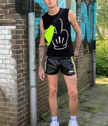 Sexy Shorts Guys Twink Tube 612f285fe0dad.jpg