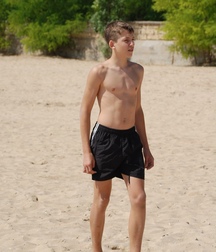 Sexy Shorts GayBoysTube Twinks 613784954b48a.jpg