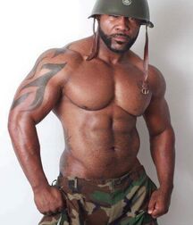 Sexy Camo Guys Gay Porn 613b6e6b29bdc.jpg