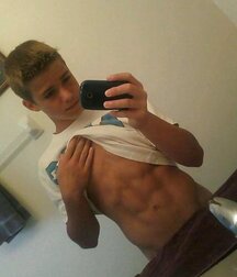 Sexy Twinks Gay Porn Tube Selfies 613fb145528ce.jpg