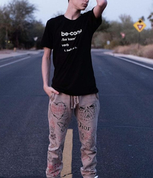 Sexy Sneaker Guys Twink Tube handsome 614246c19c63b.jpg