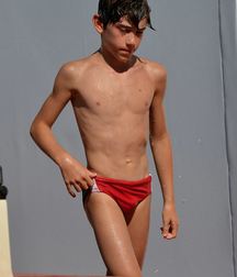 Sexy Red Speedos Twink Tube 6144e7d4c149d.png