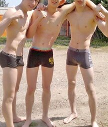 Sexy Underwear Guys Guy Twink Tube 6147ec287ab7b.jpg