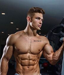 Handsome Muscular Colton Gay Porn 6149e4ce3d716.jpg