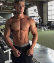 Handsome Muscular Colton Gay Porn 6149e4e590415.jpg
