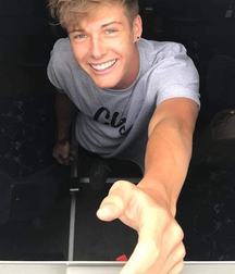Twink Tube Handsome Faces Cute 614a1715bb178.jpg