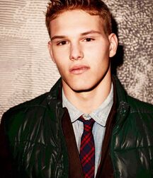 Handsome Model Austin Twink Tube 614c93334c31d.jpg