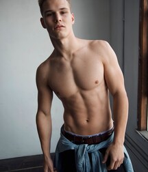 Handsome Model Austin Twink Tube 614c933e33da0.jpg