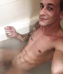 Pornstar Austin Flagpole Twink Tube 614c9569af82f.jpg
