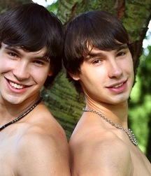 Aston Twin Twinks Gay Porn 614cfa0d11d7b.jpg