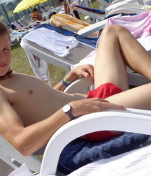 Sexy Big Bulges Gay Porn 614f5035efe2b.jpg