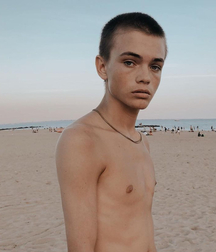 Handsome Faces Twink Tube good-looking portrait 6151528a807fa.jpg