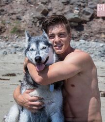 Handsome Guys & Pets Twink Tube 6151dbe76c13f.jpg