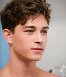 Handsome Model Francisco 61552540b9f97.jpg