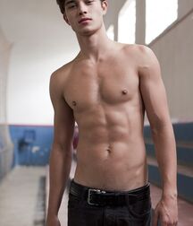 Handsome Model Francisco 6155254703b09.jpg