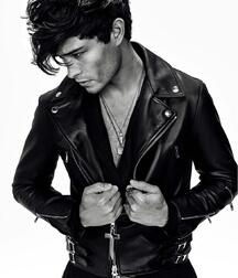 Handsome Model Francisco 615525acf3c82.jpg