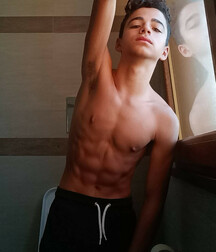 Abs Twinks masculine boy tube 6155f9ca15ec7.jpg