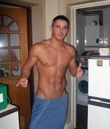 Sexy Towel Guys Twink Tube Cute 6157785b15942.jpg