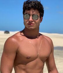 Sexy Sunglasses Guys Twink Tube 6158e96dc0288.jpg