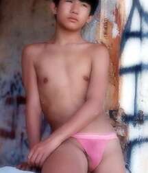 Gay Porn Pink Speedo Guys 615b859fa0ec3.jpg