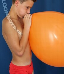 Sexy Orange Guys Twink Tube 615cbbef003e4.jpeg
