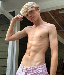 Sexy Blond Guys Gay Porn 615e56685d6d1.jpg
