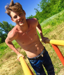 Sexy Jeans Guys Twink Tube 616105108a006.png