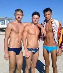 Speedo Friends & Teams Twink Tube 6164eda0584d8.jpg