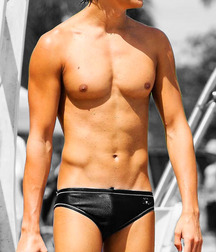 Black Speedo Guys Twink Tube 6164fe9952770.jpg