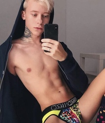 Male Bulges Gay Porn 61660d781f1c5.jpeg
