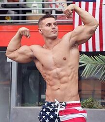 Handsome Muscle Model Dan 616672bed1a36.jpg