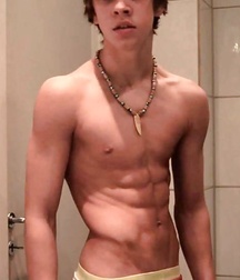 Abs Guys Twink Tube 616a6ede9cce6.jpg
