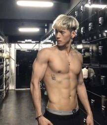Abs Guys Twink Tube 616a6ee9743b8.jpg
