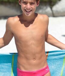 Hot Pink Guys Twink Tube athlete shirtless great