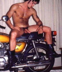 Naked Motorcycle Guys Gay Porn 616e18a4a3b75.jpg