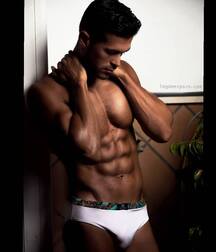 Handsome Model Daniel 616ee497cc6b1.jpg