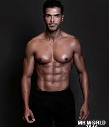 Handsome Model Daniel 616ee4c1e6cba.jpg