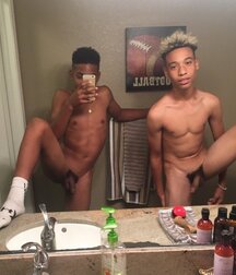 Sexy Selfie Guys Gay Porn 618493b882049.jpg