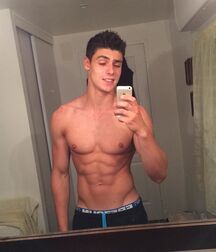 Sexy Selfie Guys Gay Porn 618493de1074f.jpg