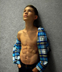 Sexy Abs Twink Tube handsome shirtless dudes 618ddf4908a37.jpg