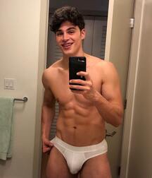 Sexy Model Pierre Twink Tube 618e8ea041f49.jpg